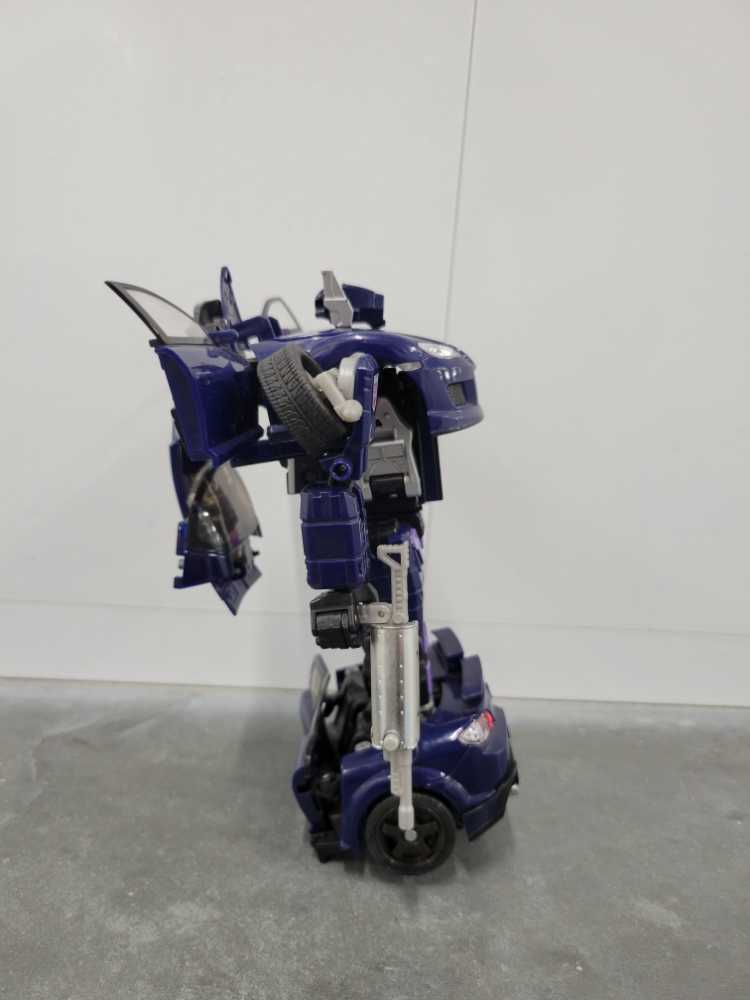 Shockblast Shockwave 2nd Robot Mode - Hasbro (Alternators) action figure collectible - Main Image 3