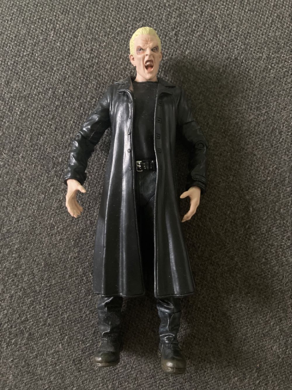 Spike Vampire  action figure collectible - Main Image 1