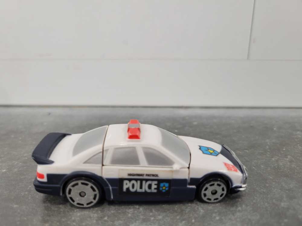 Prowl Spychanger (Vehicle Mode) - Hasbro (Universe) action figure collectible - Main Image 3