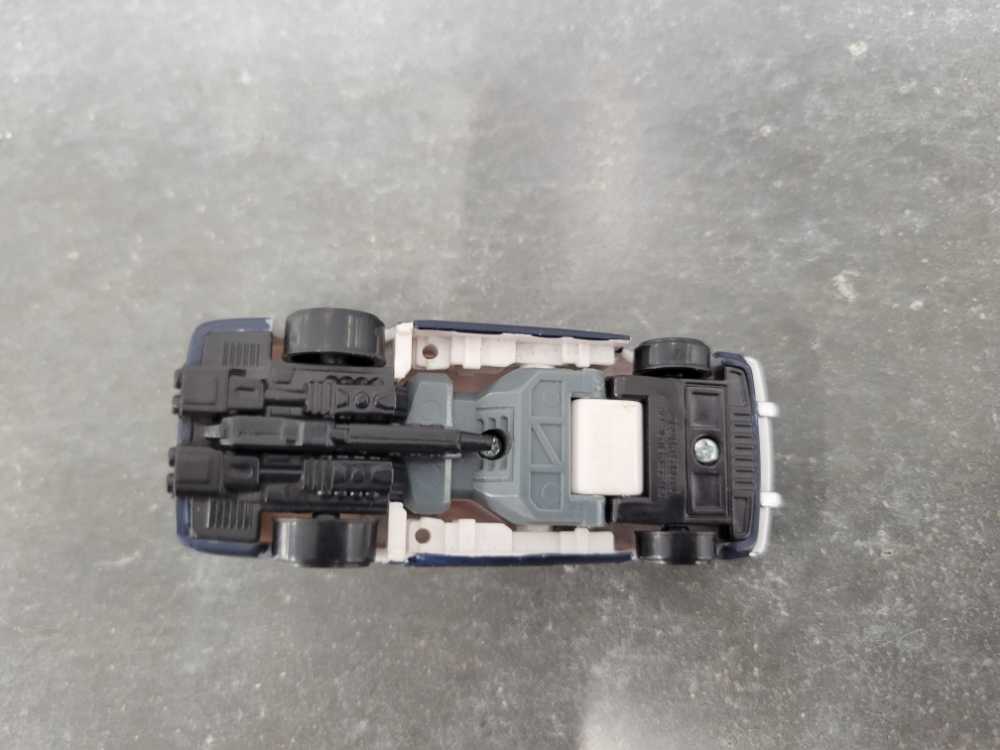 Prowl Spychanger (Vehicle Mode) - Hasbro (Universe) action figure collectible - Main Image 4