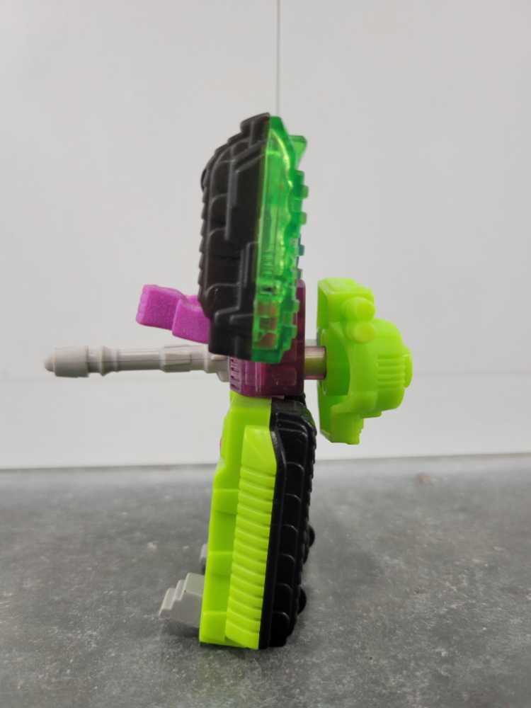 Megatron McDonald’s (Robot Mode) - Hasbro (Armada) action figure collectible - Main Image 4