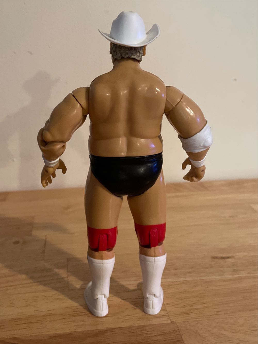 “The American Dream” Dusty Rhodes - WWE Jakks Pacific Classic Superstars (WWE Jakks Pacific Classic Superstars Series 10) action figure collectible - Main Image 2