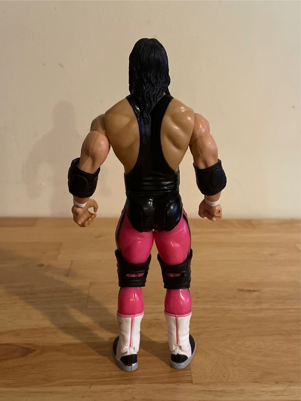 Bret “Hit Man” Hart - WWE Jakks Pacific Classic Superstars (WWE Jakks Pacific Classic Superstars Series 26) action figure collectible - Main Image 2