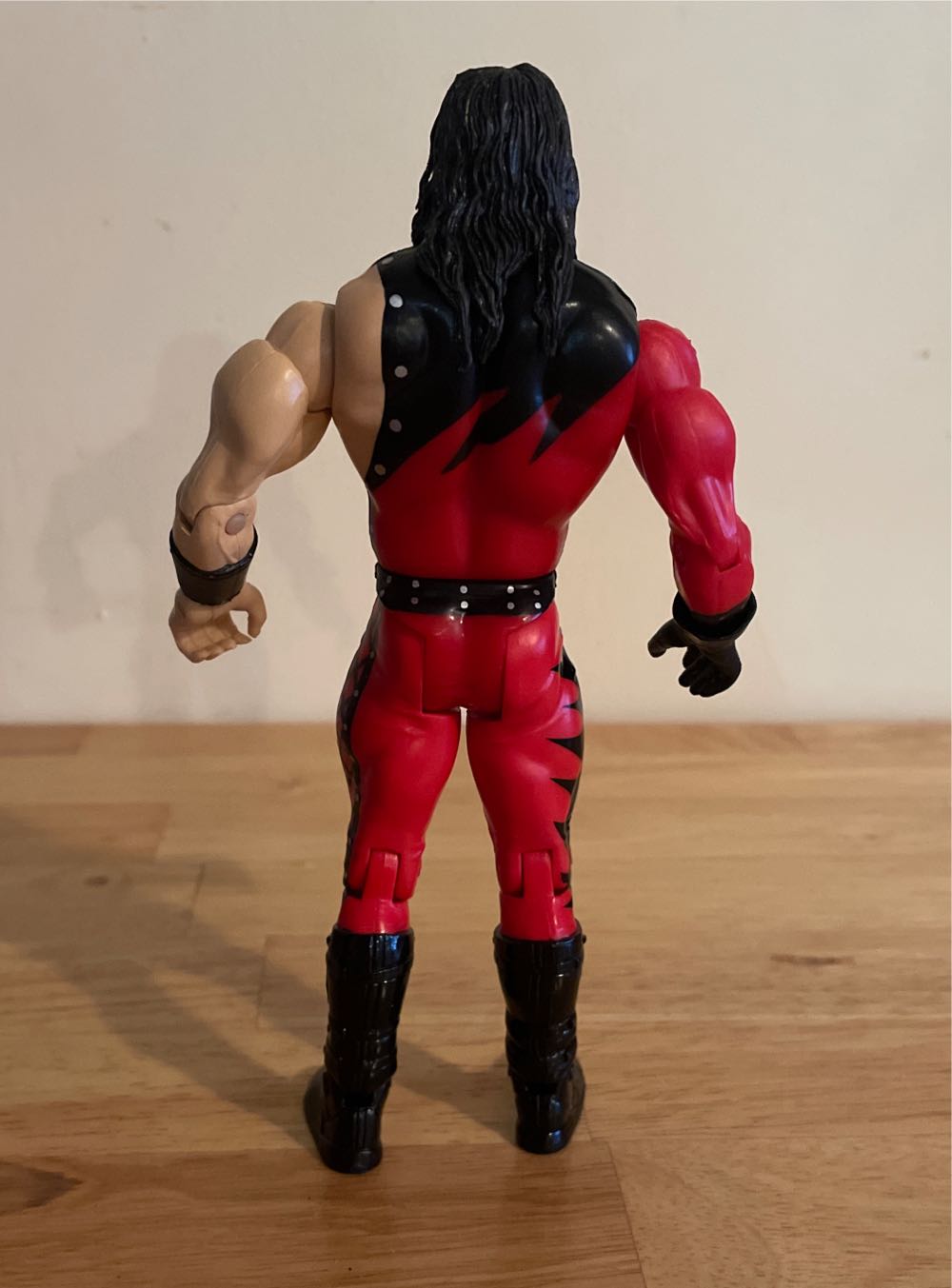 Kane - WWE Jakks Pacific Classic Superstars (WWE Jakks Pacific Classic Superstars Series 3 Pack Series 7) action figure collectible - Main Image 2