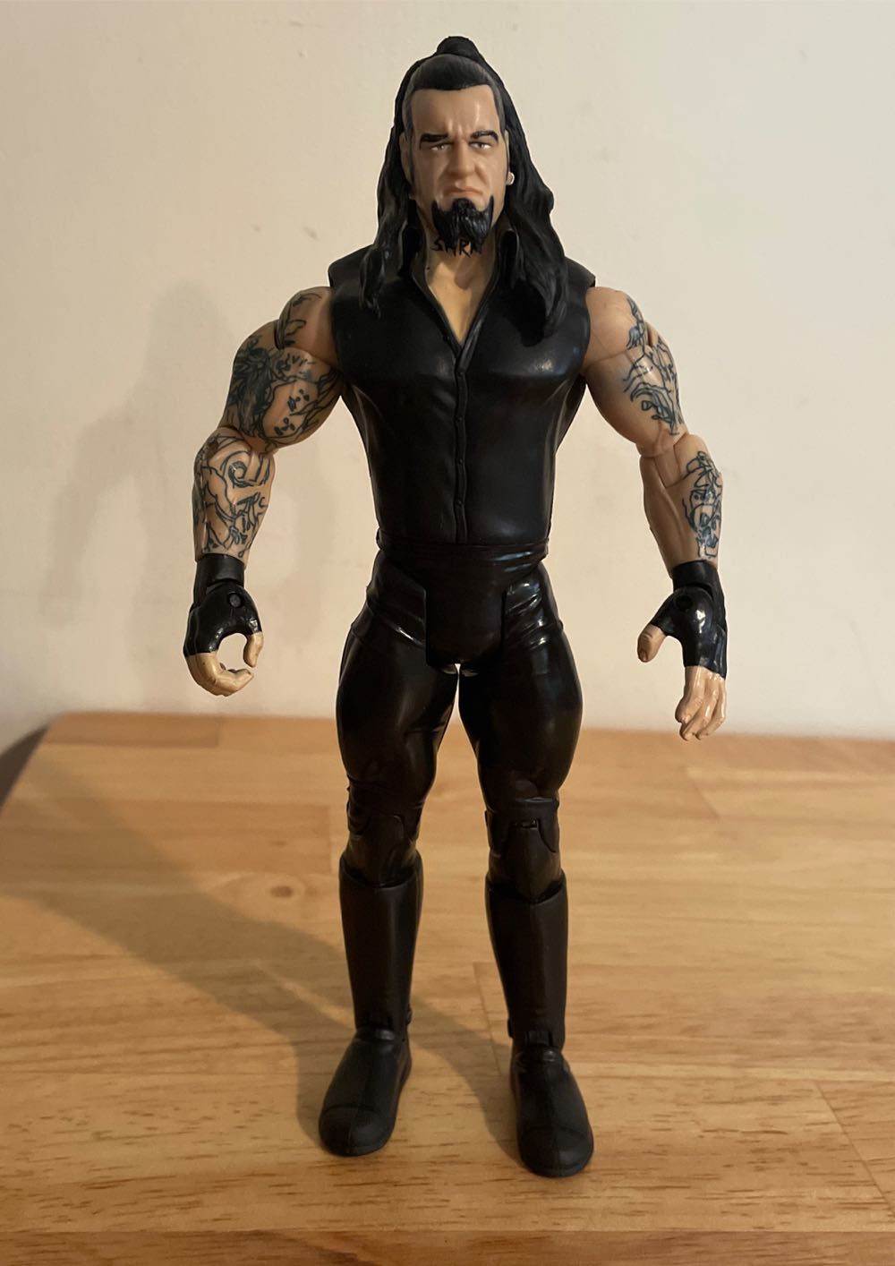 The Undertaker - WWE Jakks Pacific Classic Superstars (WWE Jakks Pacific Classic Superstars Series 3 Pack Series 7) action figure collectible - Main Image 3
