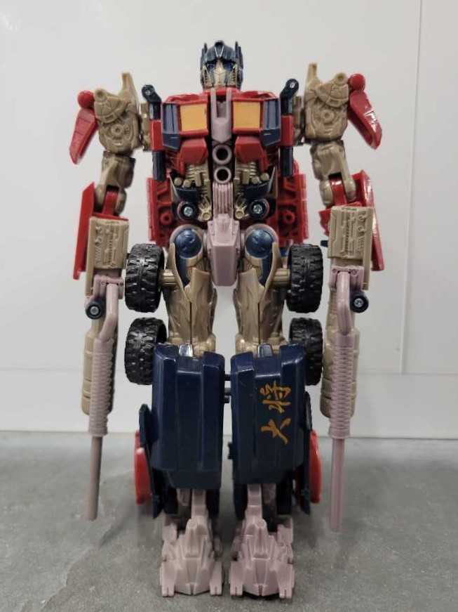 Optimus Prime Shanghai General - Hasbro (Revenge Of The Fallen) action figure collectible - Main Image 2
