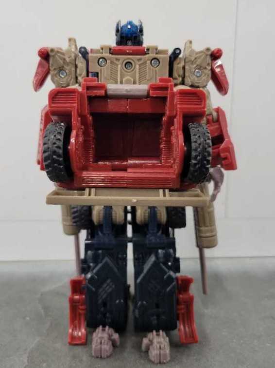 Optimus Prime Shanghai General - Hasbro (Revenge Of The Fallen) action figure collectible - Main Image 4