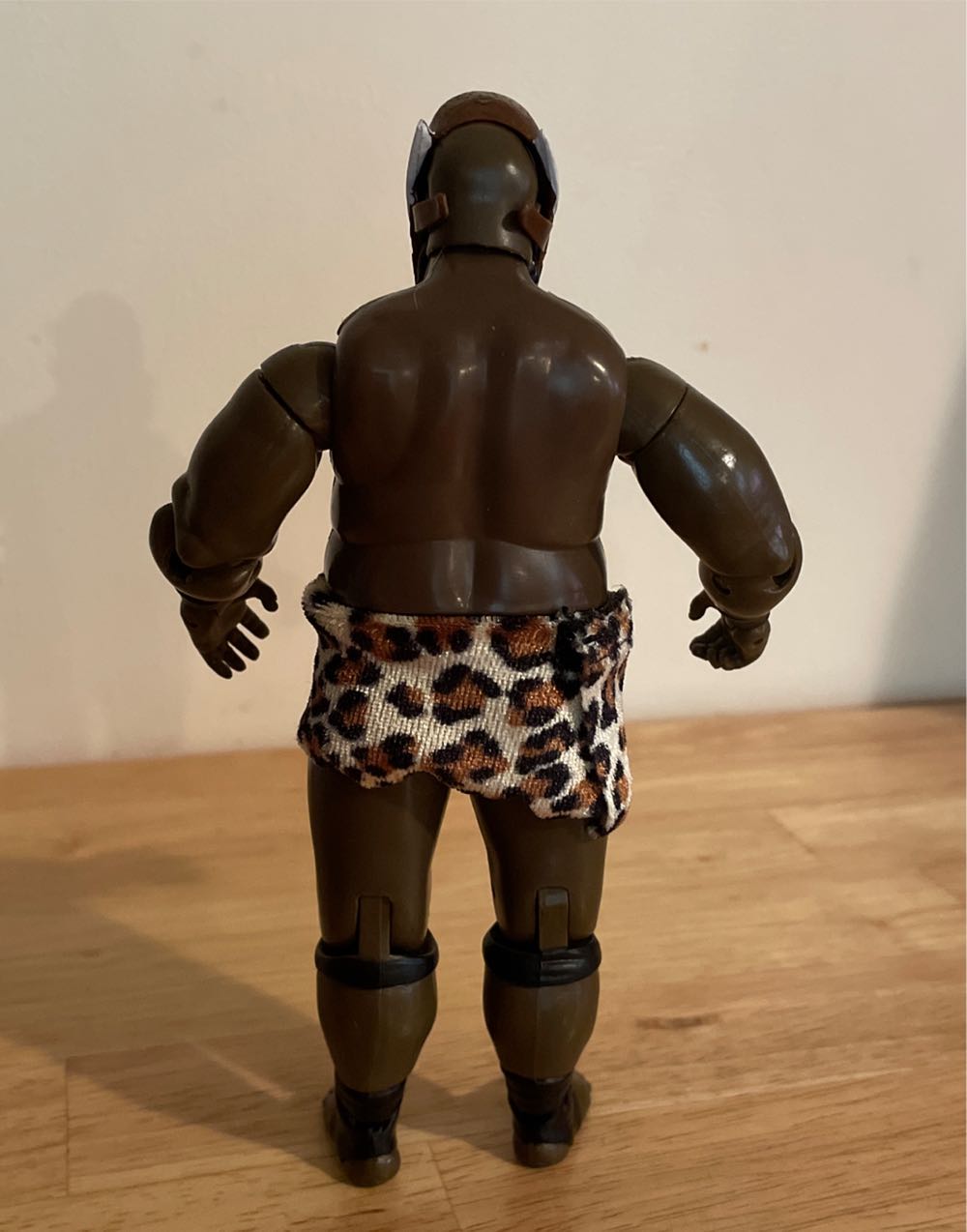 Kamala - WWE Jakks Pacific Classic Superstars (WWE Jakks Pacific Classic Superstars Series 9) action figure collectible - Main Image 2