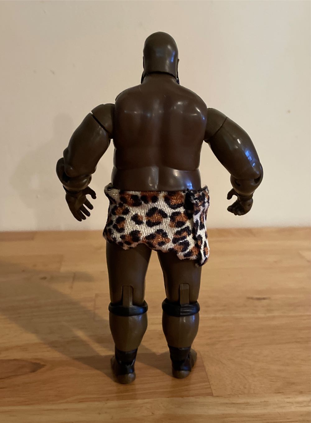 Kamala - WWE Jakks Pacific Classic Superstars (WWE Jakks Pacific Classic Superstars Series 9) action figure collectible - Main Image 4