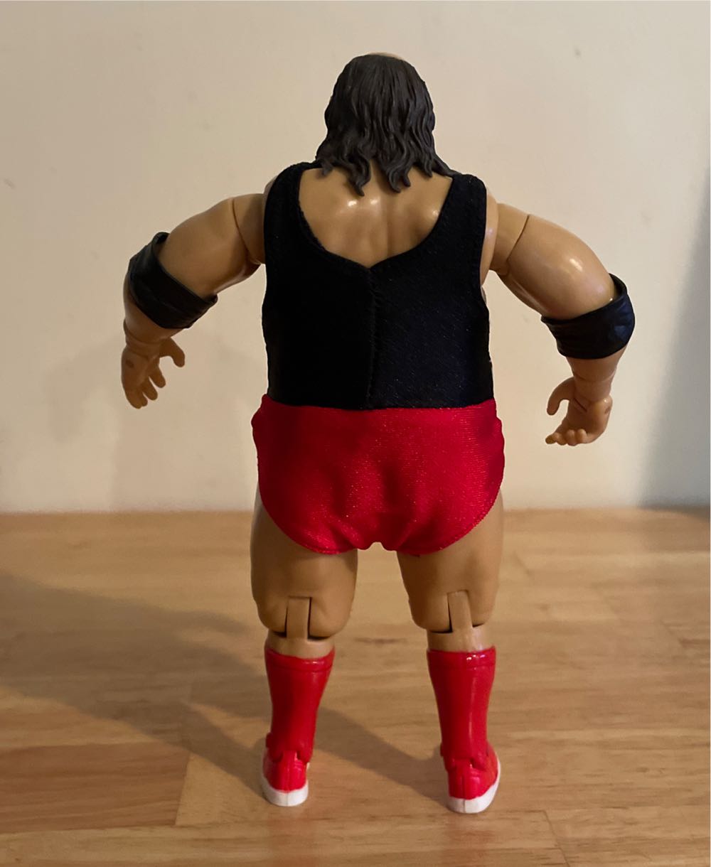 Earthquake - WWE Jakks Pacific Classic Superstars (WWE Jakks Pacific Classic Superstars Series 6) action figure collectible - Main Image 2