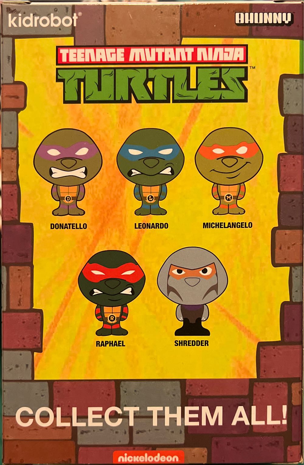 TMNT - Shredder - Vinyl Figure - Kidrobot (Teenage Mutant Ninja Turtles) action figure collectible [Barcode 883975171803] - Main Image 2