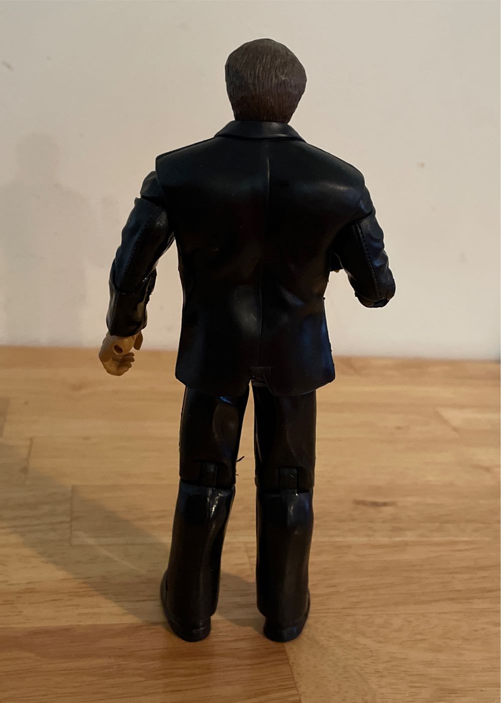 Howard Finkel - WWE Jakks Pacific Classic Superstars (WWE Jakks Pacific Classic Superstars Series 19) action figure collectible - Main Image 2