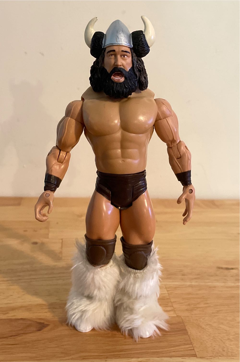 The Berzerker - WWE Jakks Pacific Classic Superstars (WWE Jakks Pacific Classic Superstars Series 23) action figure collectible - Main Image 3