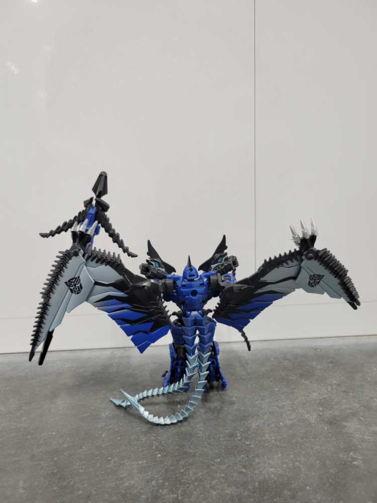 Strafe - Hasbro (Age Of Extinction) action figure collectible - Main Image 4