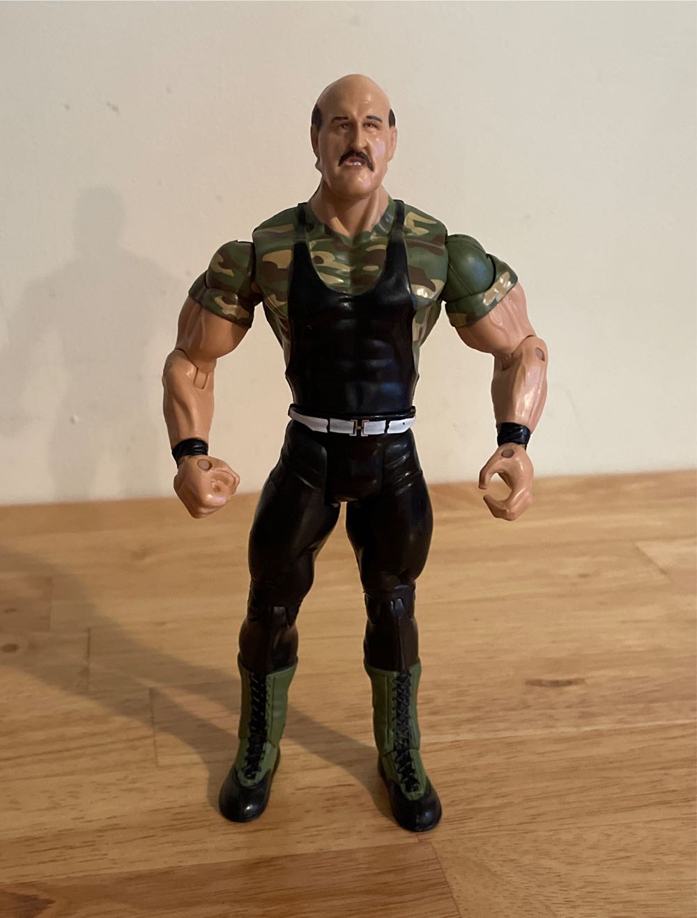 Sgt. Slaughter - WWE Jakks Pacific Classic Superstars (WWE Jakks Pacific Classic Superstars Series 27) action figure collectible - Main Image 3