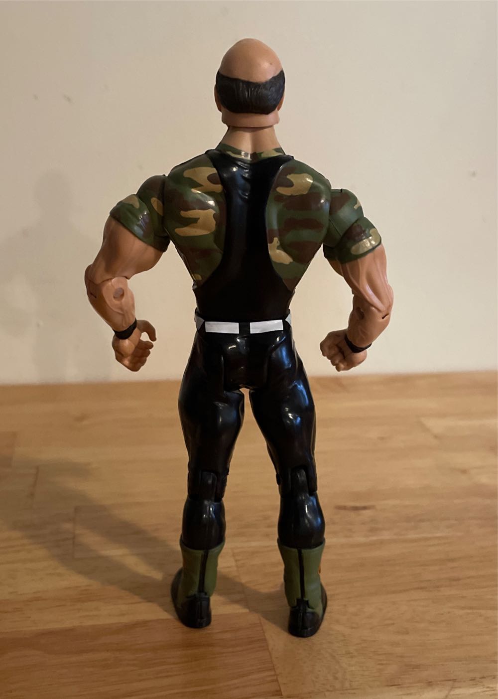 Sgt. Slaughter - WWE Jakks Pacific Classic Superstars (WWE Jakks Pacific Classic Superstars Series 27) action figure collectible - Main Image 4