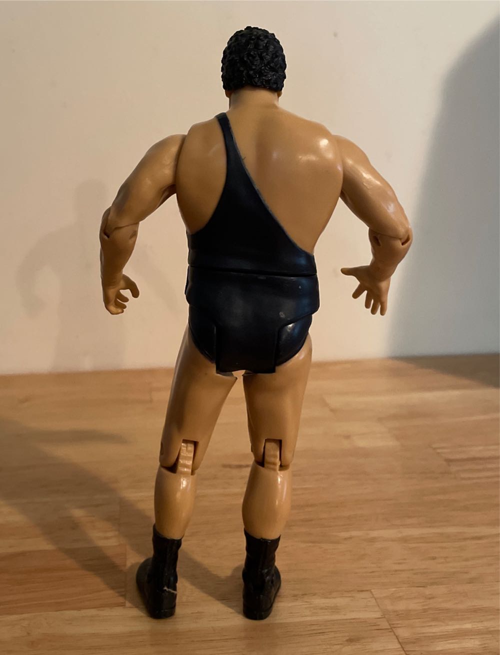 Andre The Giant - WWE Jakks Pacific Classic Superstars (WWE Jakks Pacific Classic Superstars Series 6) action figure collectible - Main Image 2