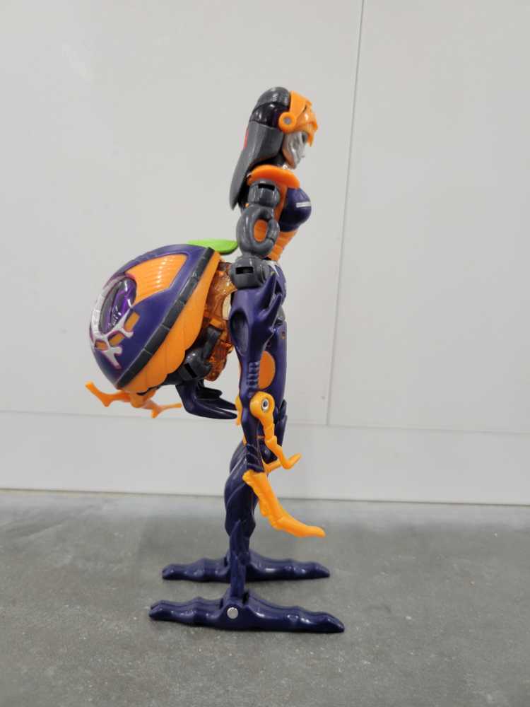 Blackarachnia 1st - Hasbro (Universe) action figure collectible - Main Image 3