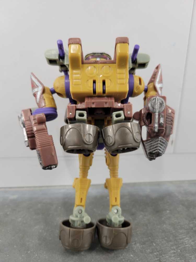 Nemesis Strika - Hasbro (Universe) action figure collectible - Main Image 3