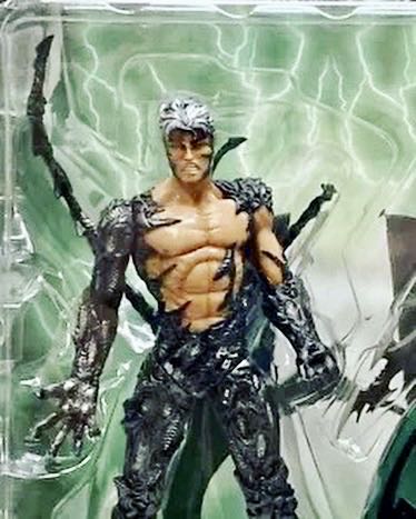 Witchblade  Kenneth Irons  action figure collectible - Main Image 3
