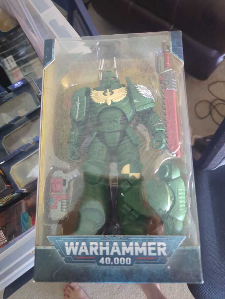 Warhammer 40k - Dark Angels Assault Intercessor Sergeant - McFarlane Toys (Warhammer 40000) action figure collectible [Barcode 787926109429] - Main Image 3