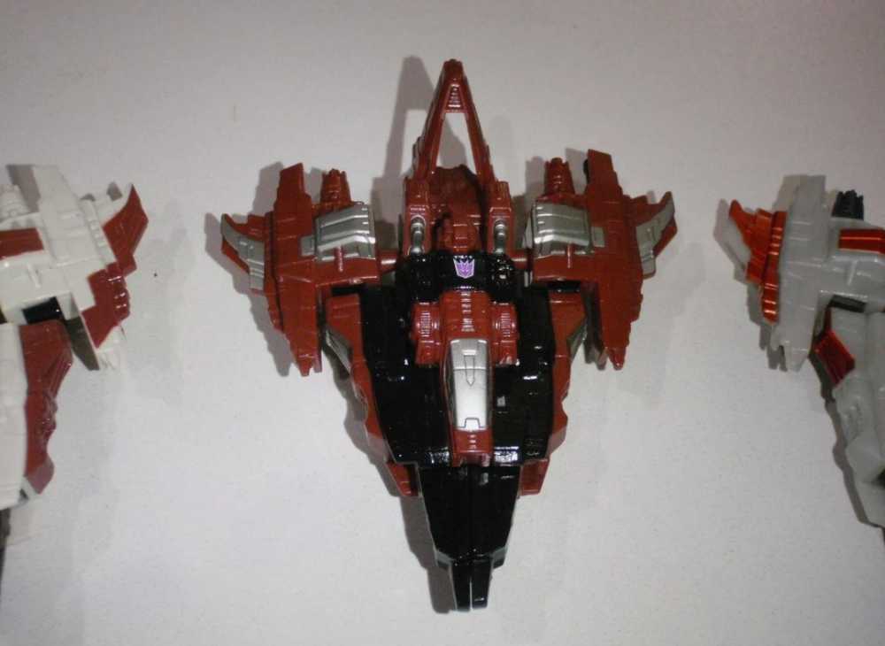Thrust Aerial Rivals Target - Hasbro (Universe 2.0) action figure collectible - Main Image 2