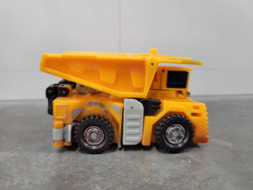 Heavy Load (Vehicle Mode) - Hasbro (Universe) action figure collectible - Main Image 3