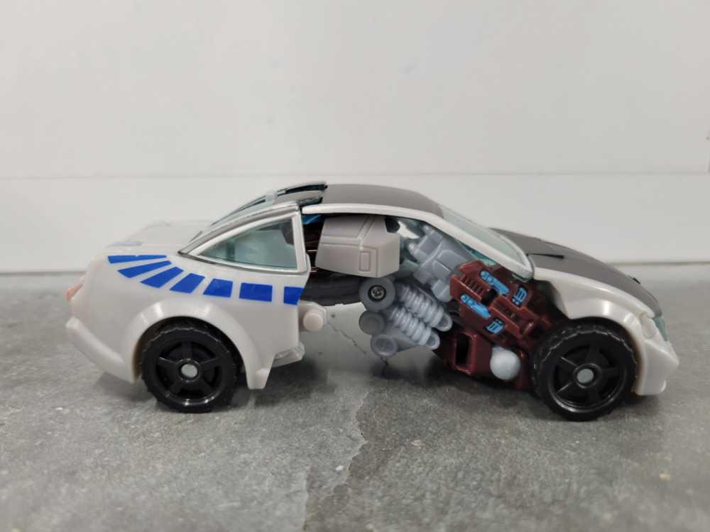 Camshaft 4th Vehicle Mode - Hasbro (Movie) action figure collectible - Main Image 3
