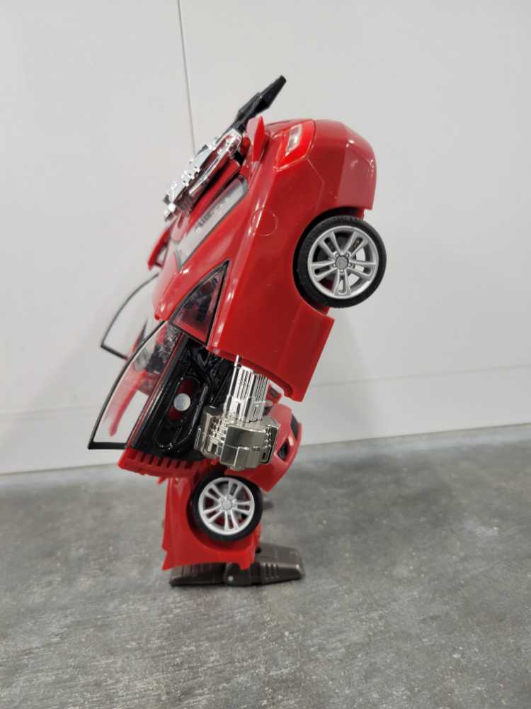 Rumble Robot Mode Wal-Mart  - Hasbro (Alternators) action figure collectible - Main Image 3