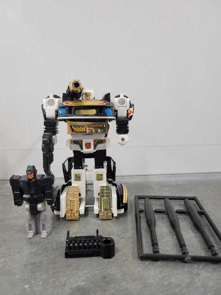 Ricochet Stepper With Nightstick Robot Mode Toys"R"Us  - Hasbro (Reissue) action figure collectible - Main Image 2