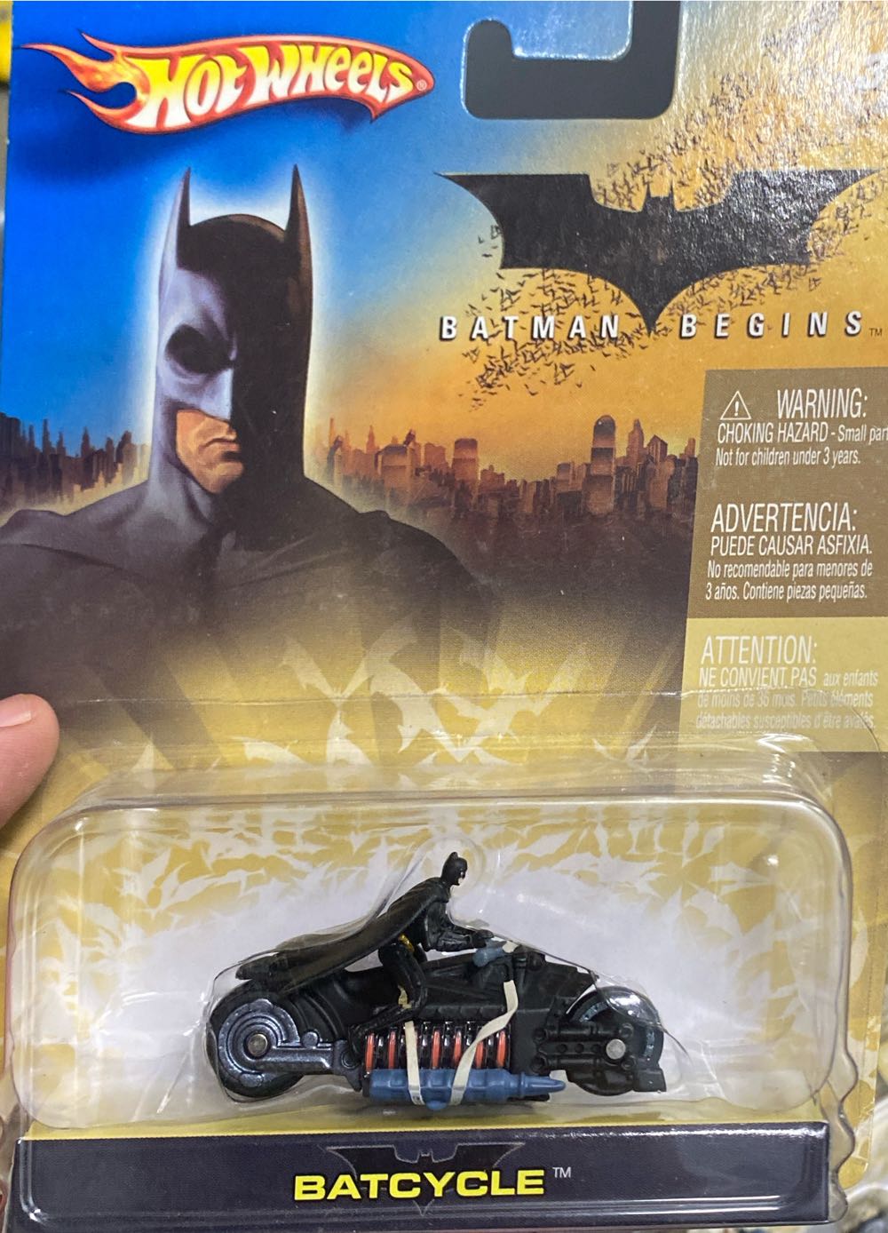 Batcycle - Mattel (Hot Wheels) action figure collectible [Barcode 027084250350] - Main Image 3