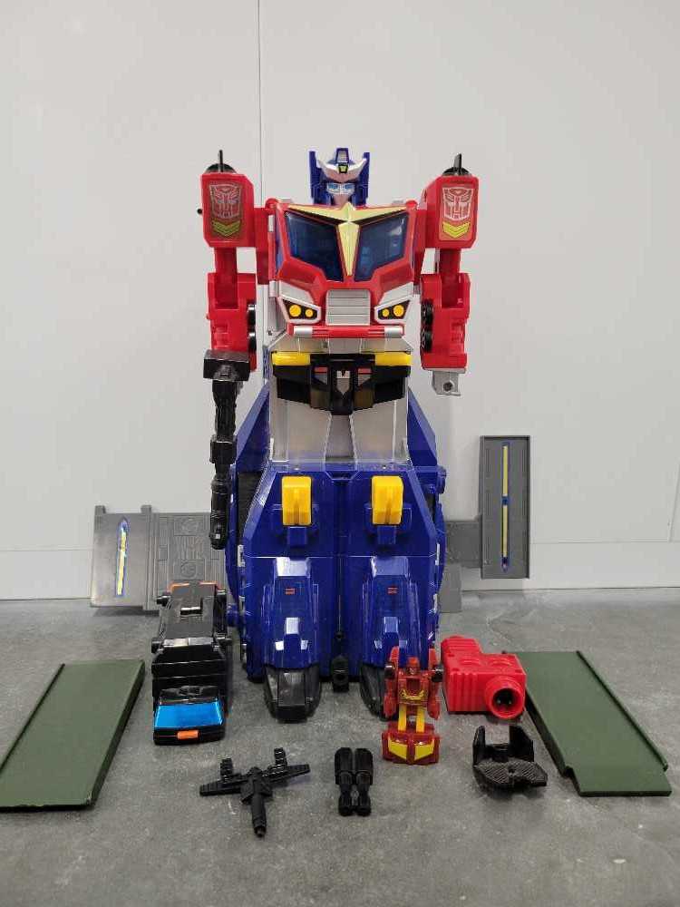 Star Convoy Star Optimus Prime With Hot Rod Rodimus - Takara (Encore) action figure collectible - Main Image 2