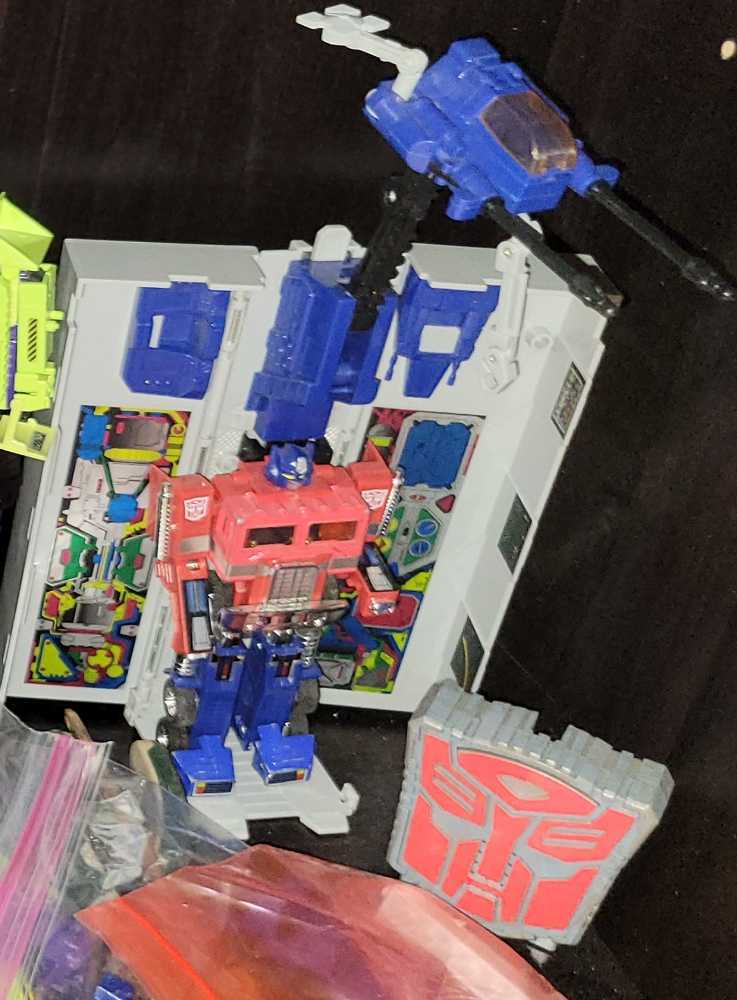 G.I. Joe Soldier (Combat Engineer/Short Hair,Pink,Rifle)