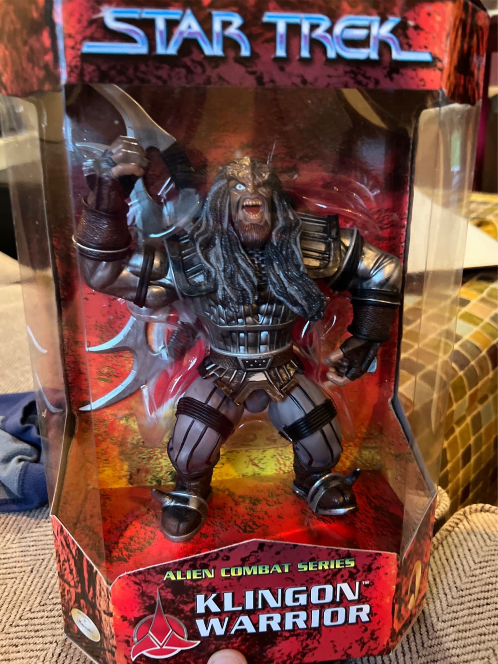Star Trek Alien Combat Series Klingon Warrior - Playmates action figure collectible [Barcode 043377653929] - Main Image 1