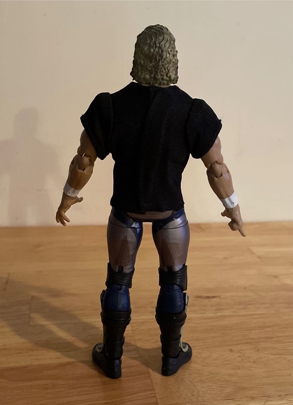 Kenny Omega - Jazwares AEW (AEW Jazwares Unrivaled Collection ShopAEW Exclusive Series 1) action figure collectible - Main Image 4