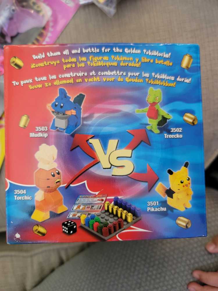 Torchic/Combusken - Mega Bloks (Pokémon) action figure collectible [Barcode 065541035041] - Main Image 2