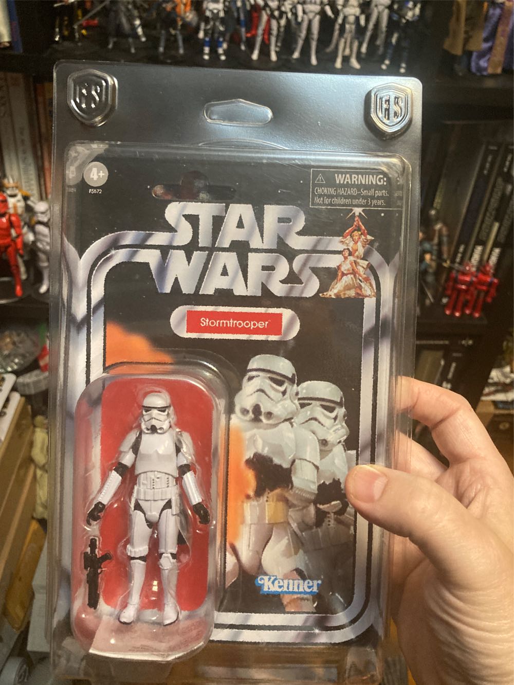 Stormtrooper - Hasbro (Star Wars) action figure collectible [Barcode 5010993968596] - Main Image 4