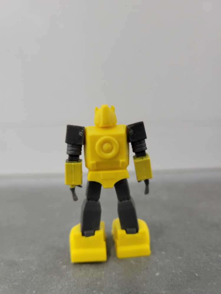 Bumblebee  - Hasbro (Worlds Smallest) action figure collectible - Main Image 3