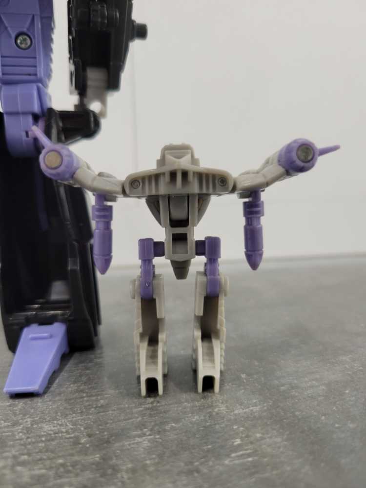 Thunderclash With Skywarp - Hasbro (Armada) action figure collectible - Main Image 3