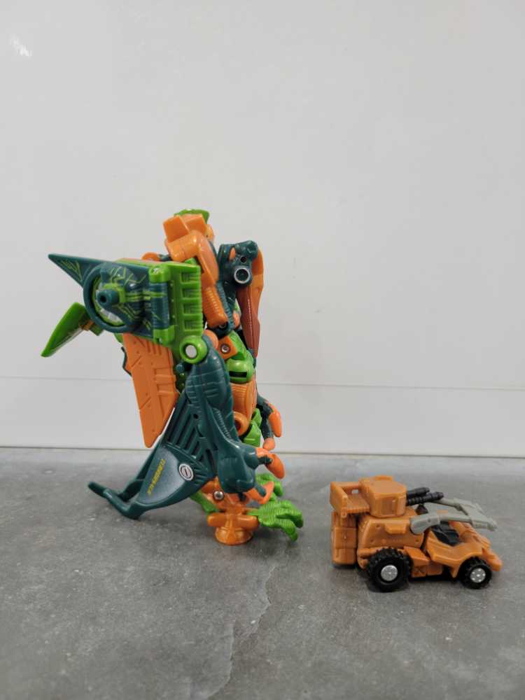 Terrorsaur With Ironhide  - Hasbro (Armada) action figure collectible - Main Image 3