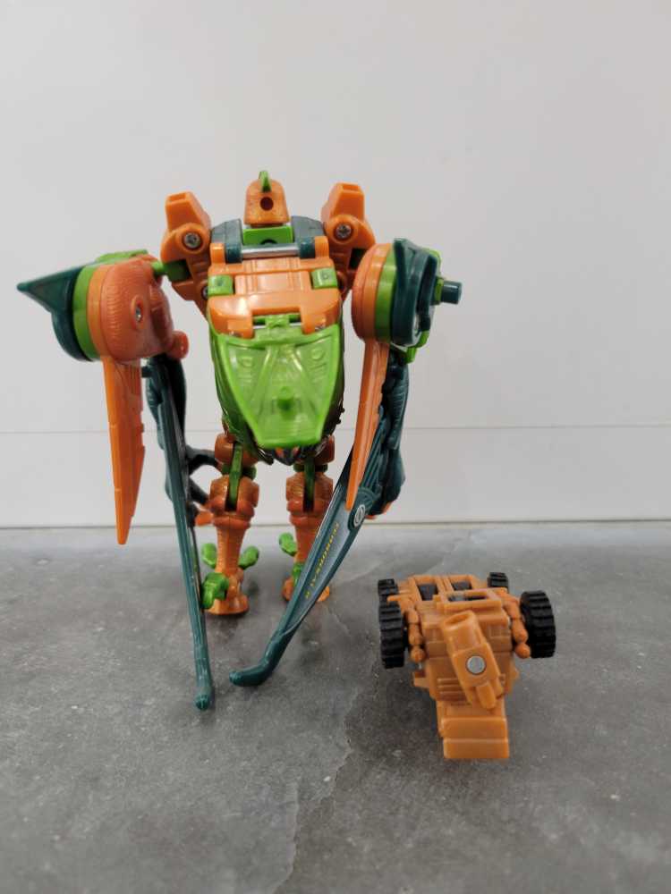 Terrorsaur With Ironhide  - Hasbro (Armada) action figure collectible - Main Image 4