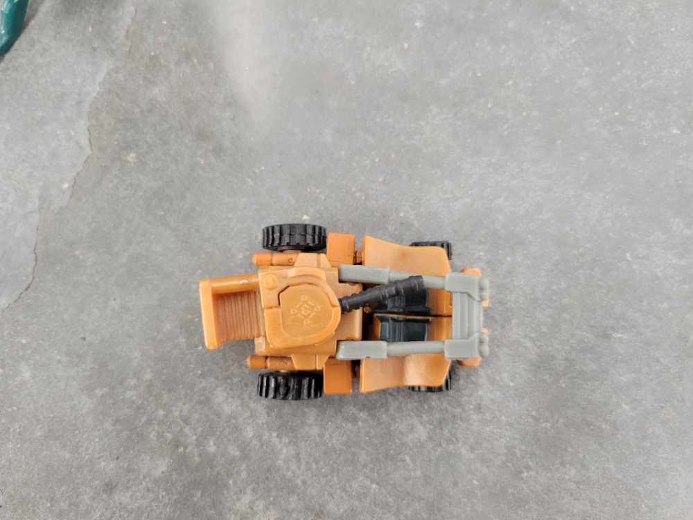 Ironhide With Terrorsaur  - Hasbro (Armada) action figure collectible - Main Image 2