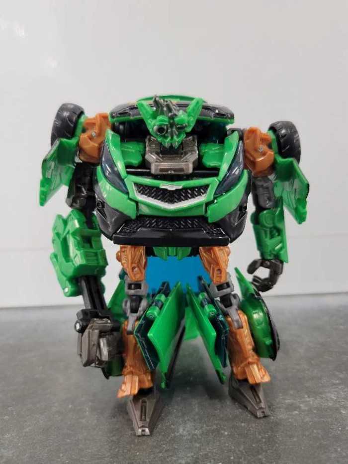 Skids Tuner - Hasbro (Hunt For The Decepticons) action figure collectible - Main Image 2