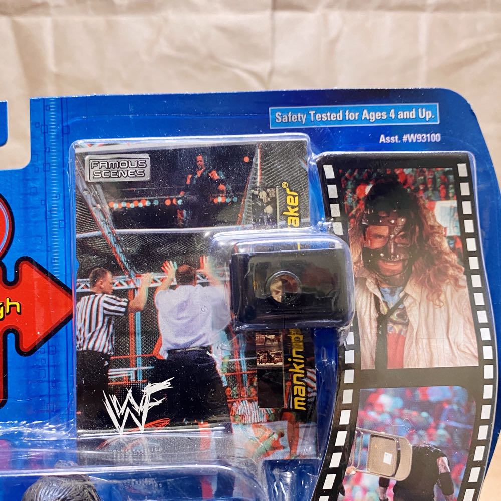 Famous Scenes- The Rock And Triple H (2000)(In Box) - JAKKS Pacific, Inc. (WWF Famous Scenes) action figure collectible [Barcode 039897931005] - Main Image 3