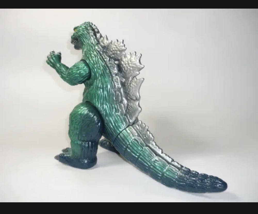 Godzilla 1962 M1-GO Classic Box Limited ver. Figure  (Godzilla) action figure collectible - Main Image 2