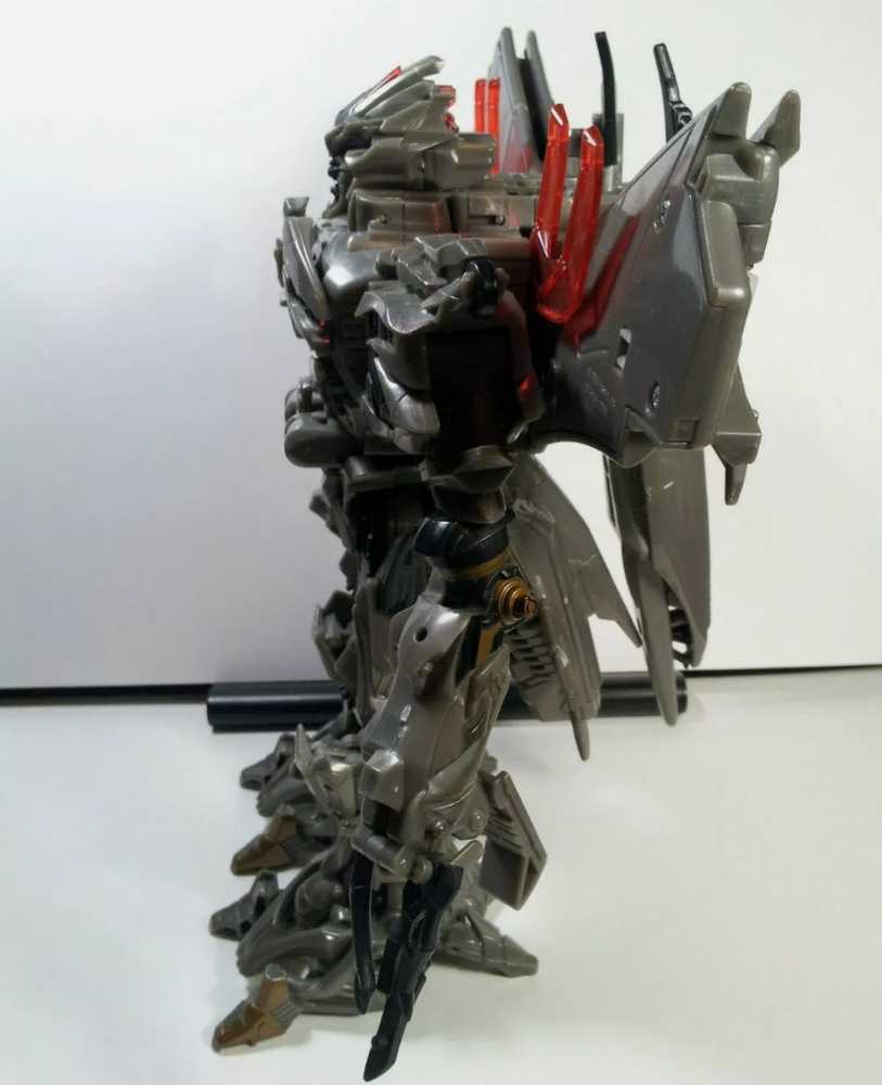 Megatron Premium Robot Mode - Hasbro (Movie) action figure collectible - Main Image 4