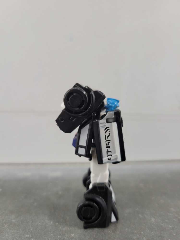 Steakout And Red Heat - Hasbro (Seige) action figure collectible - Main Image 2