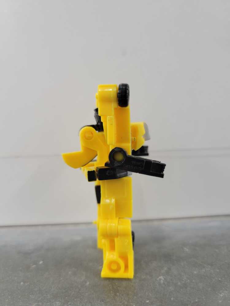 Overcharge Robot Mode 10 Pack K-Mart  - Hasbro (Universe 2.0) action figure collectible - Main Image 2