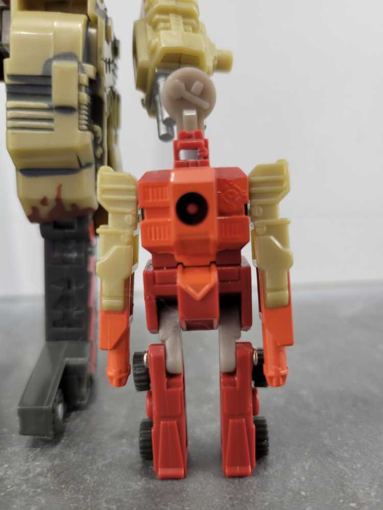 Funko Pop! Comics Teenage Mutant Ninja Turtles: “Michelangelo Chase” Previews Exclusive