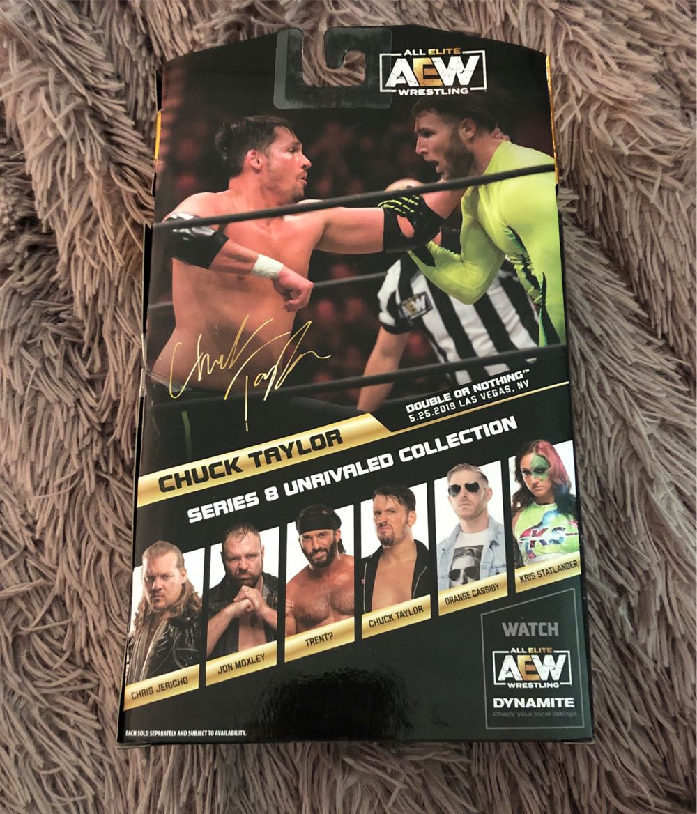 Chuck Taylor - City - Thugs (Thug) action figure collectible [Barcode 191726393719] - Main Image 2